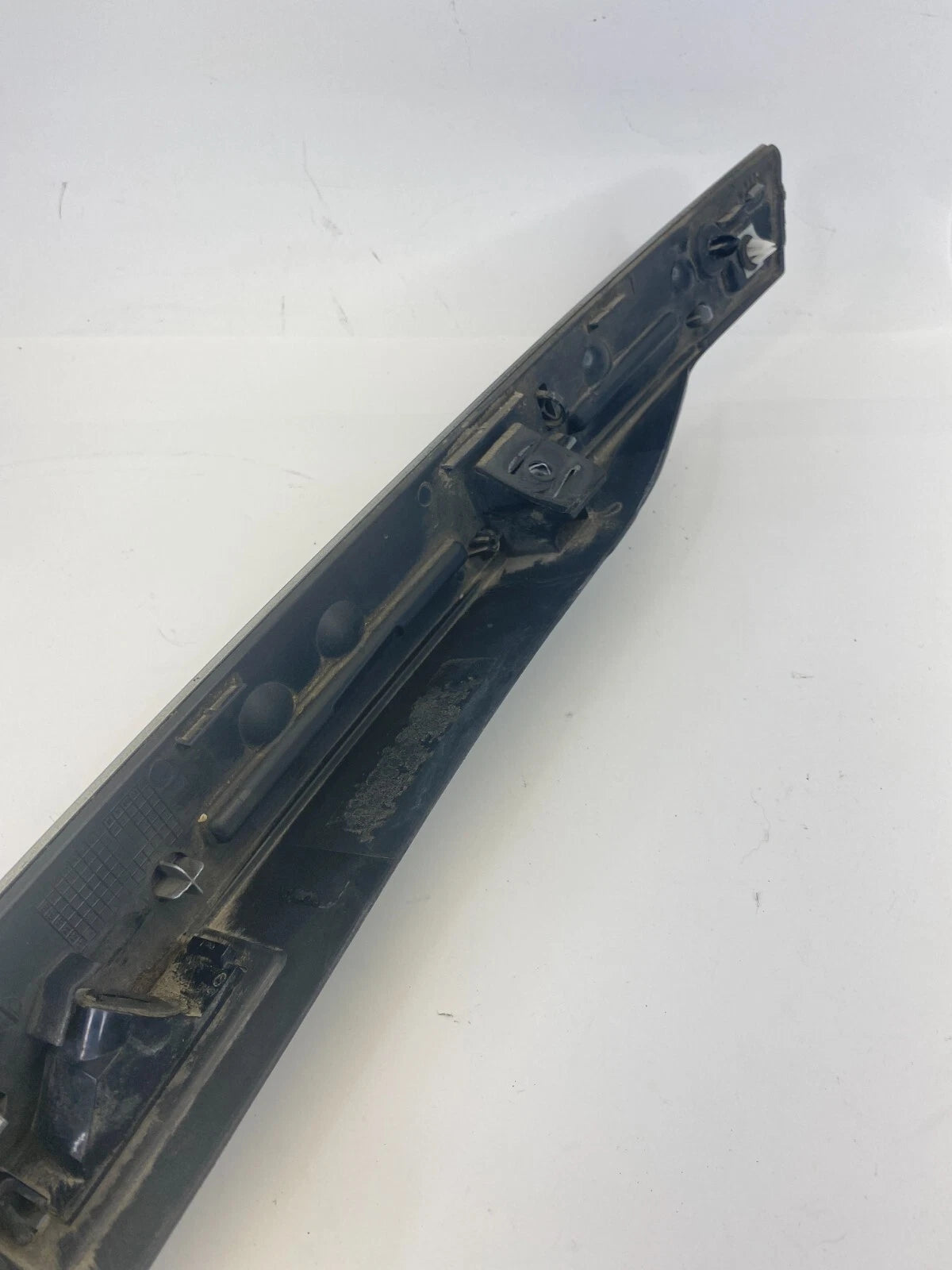 09-14 VOLKSWAGEN ROUTAN TRUNK LID FINISH HANDLE GARNISH LICENSE LIGHT MOLDING