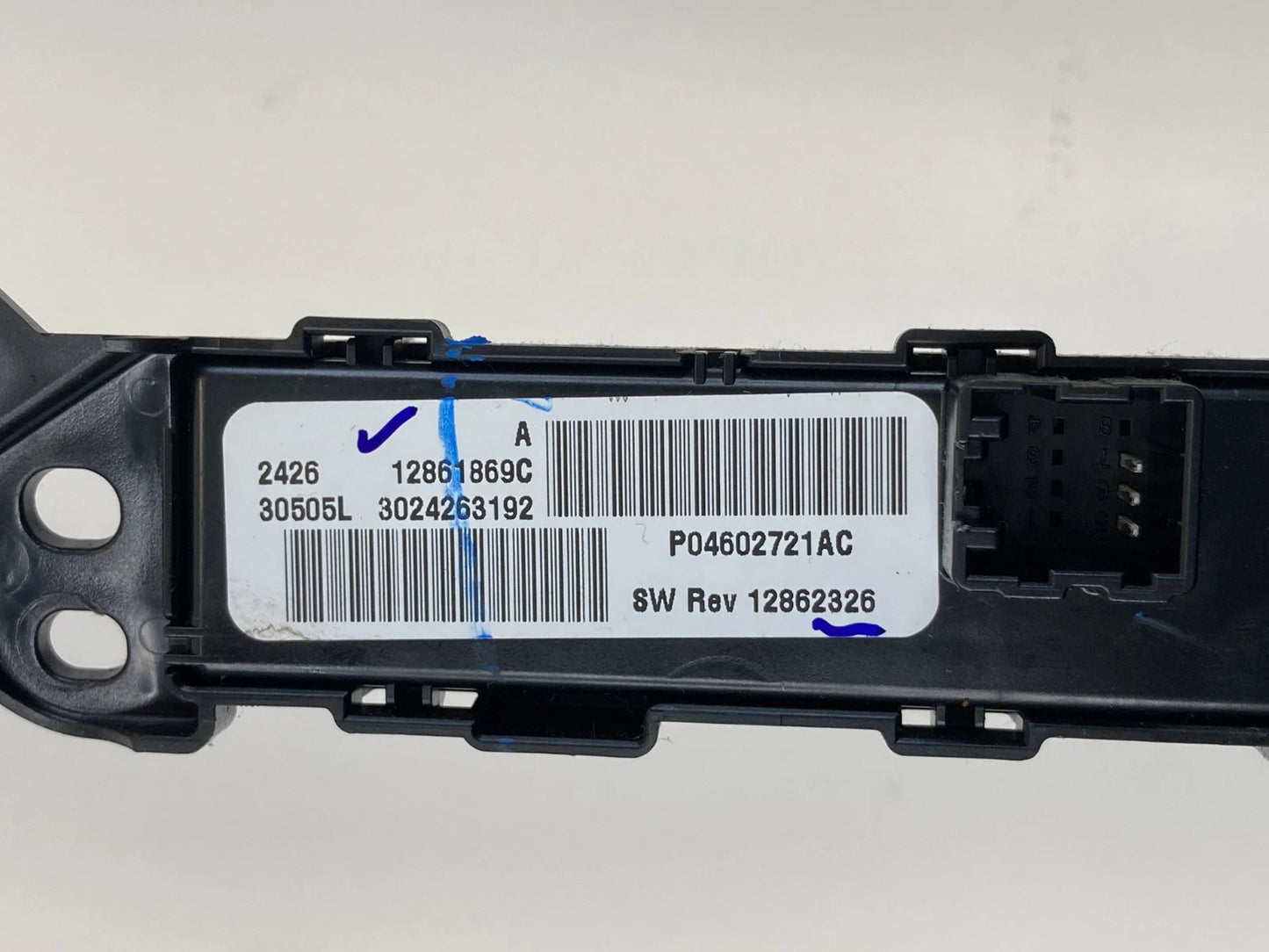 2007 JEEP COMPASS PATRIOT ESP HAZARD LIGHT CONTROL SWITCH UNIT 04602721AC OEM