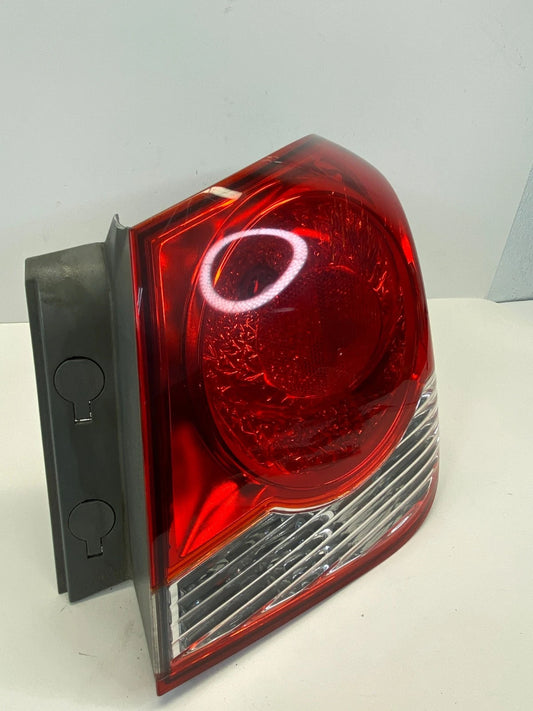 2011-2016 CHEVROLET CRUZE RIGHT PASSENGER OUTER TAIL LIGHT TAILLIGHT LAMP ASSY
