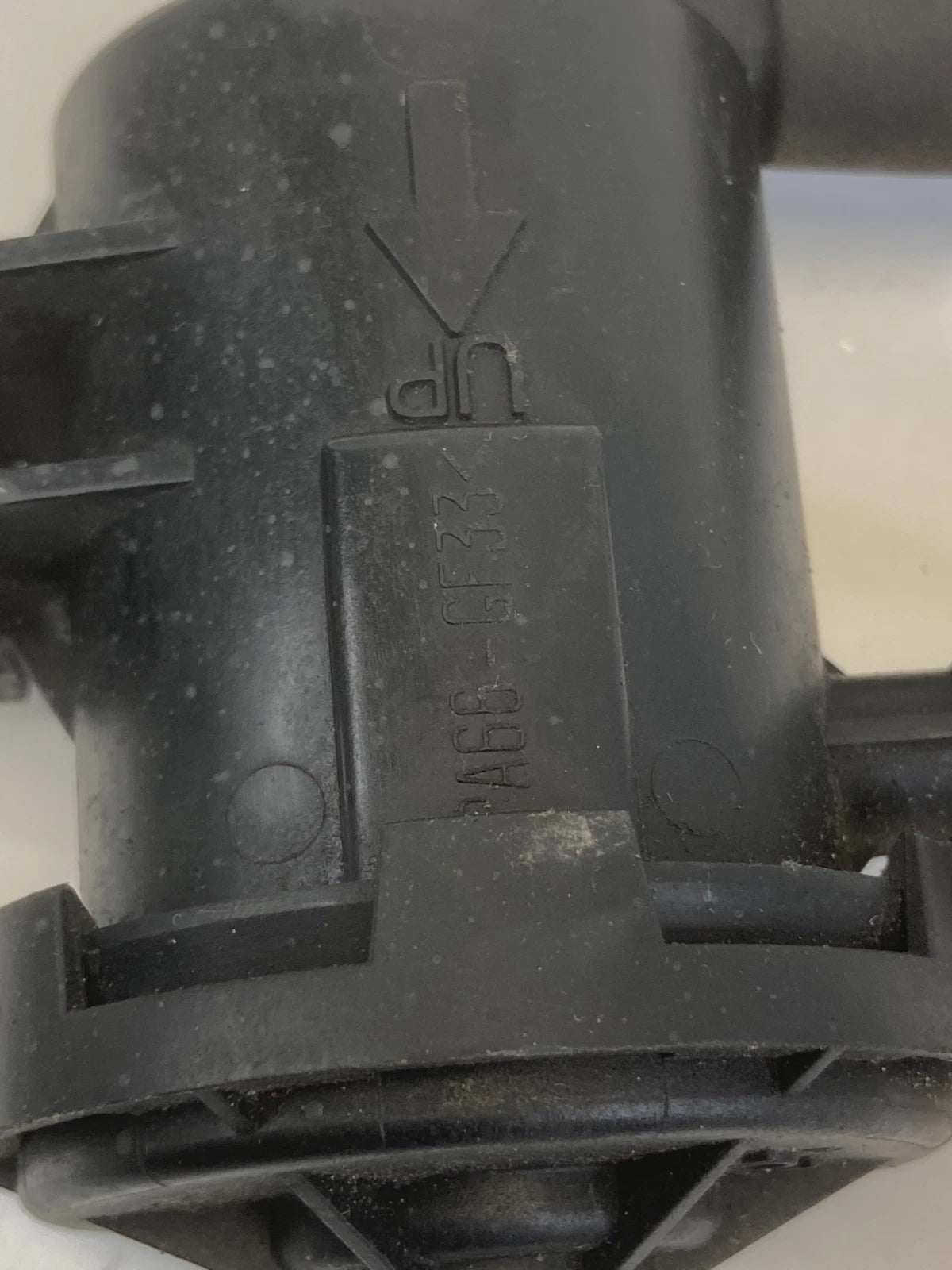 2006-2012 JEEP LIBERTY WINDSHIELD WASHER PUMP MOTOR WITH GROMMET DUAL PORT OEM