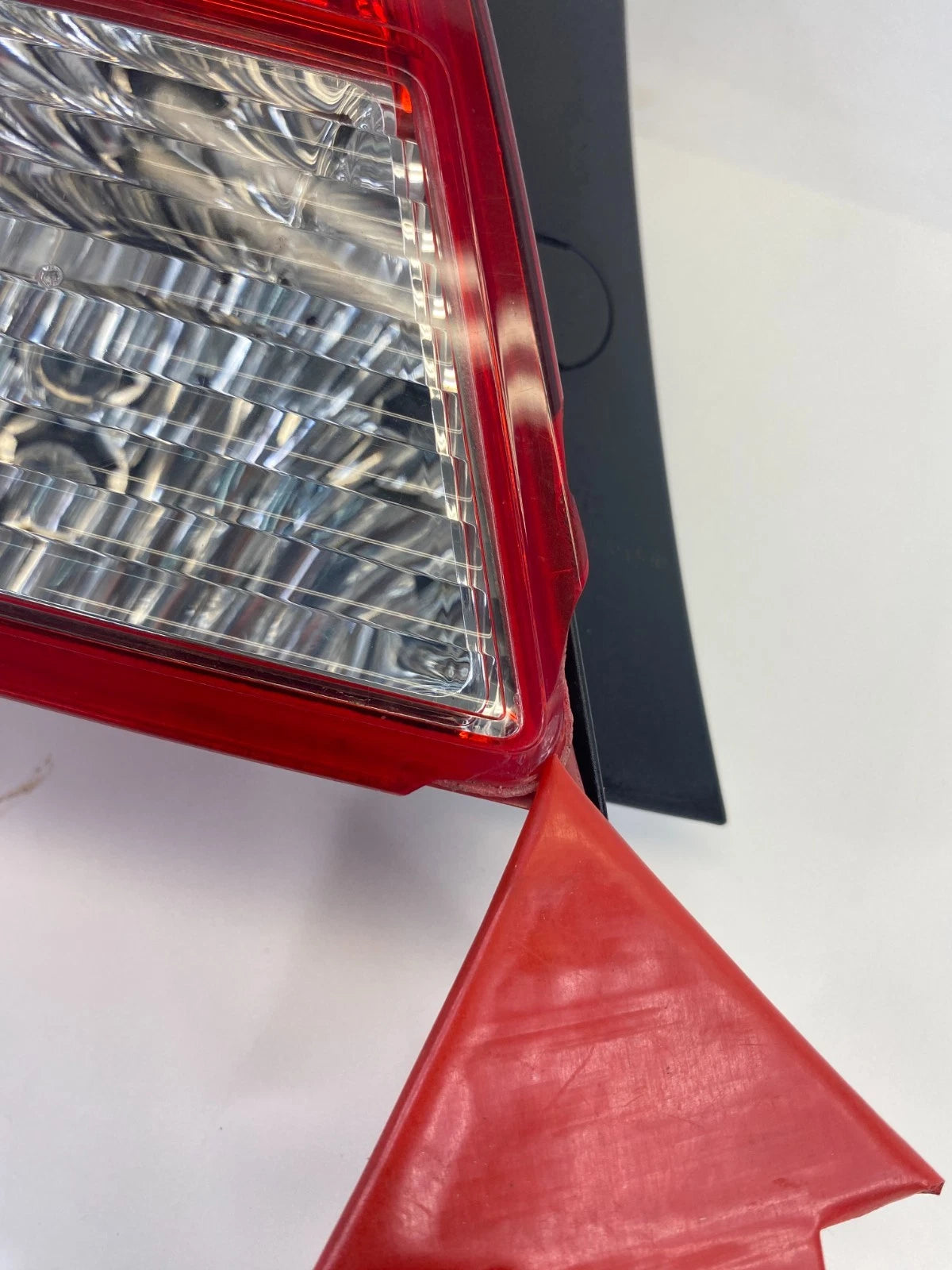 2015-2022 CHEVROLET TRAX REAR LEFT TAILLIGHT LAMP BRAKE LIGHT UNIT 42599449 OEM