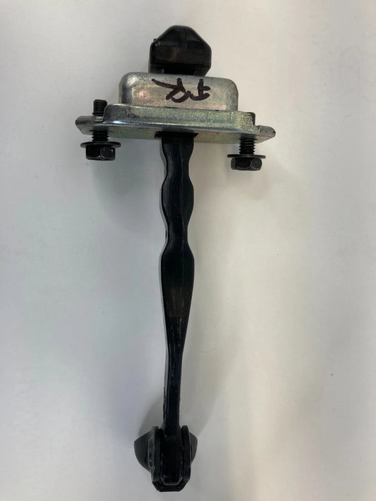 2016-2018 NISSAN ALTIMA FRONT RIGHT PASSENGER DOOR CHECK STOP STOPPER DETENT OEM