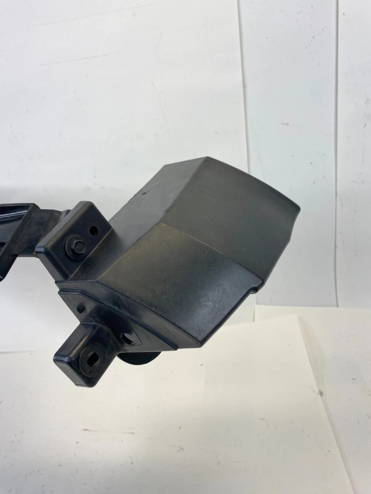2016-2019 FORD EXPLORER BUMPER MOUNTING BRACKETS REAR OEM FACTORY FB53-17D948-AH