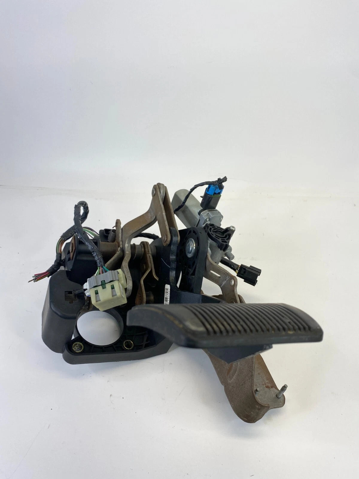 2009-2012 VW VOLKSWAGEN ROUTANPOWER ADJUSTABLE BRAKE PEDAL 04721199AE OEM