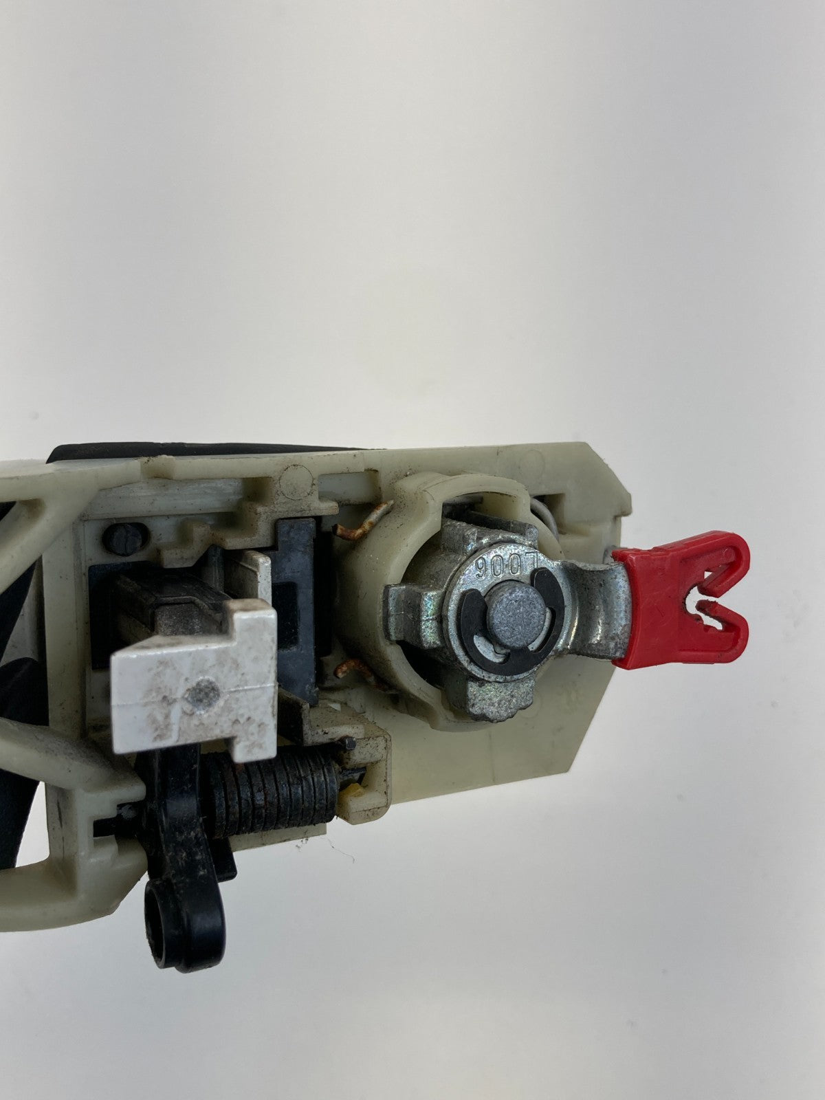 05-10 Pontiac G6 Front Left Side Exterior Door Handle Assembly 8554 White OEM