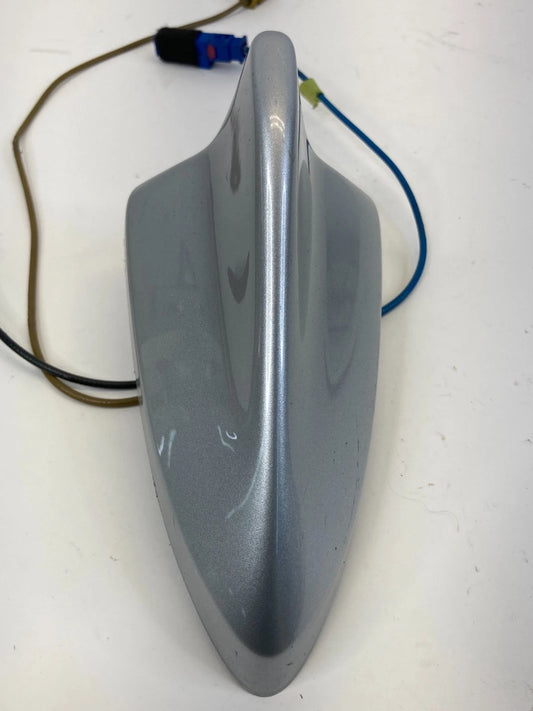 2009-2011 CADILLAC STS ROOF MOUNT RADIO ANTENNA FIN SHARK 20815152 OEM