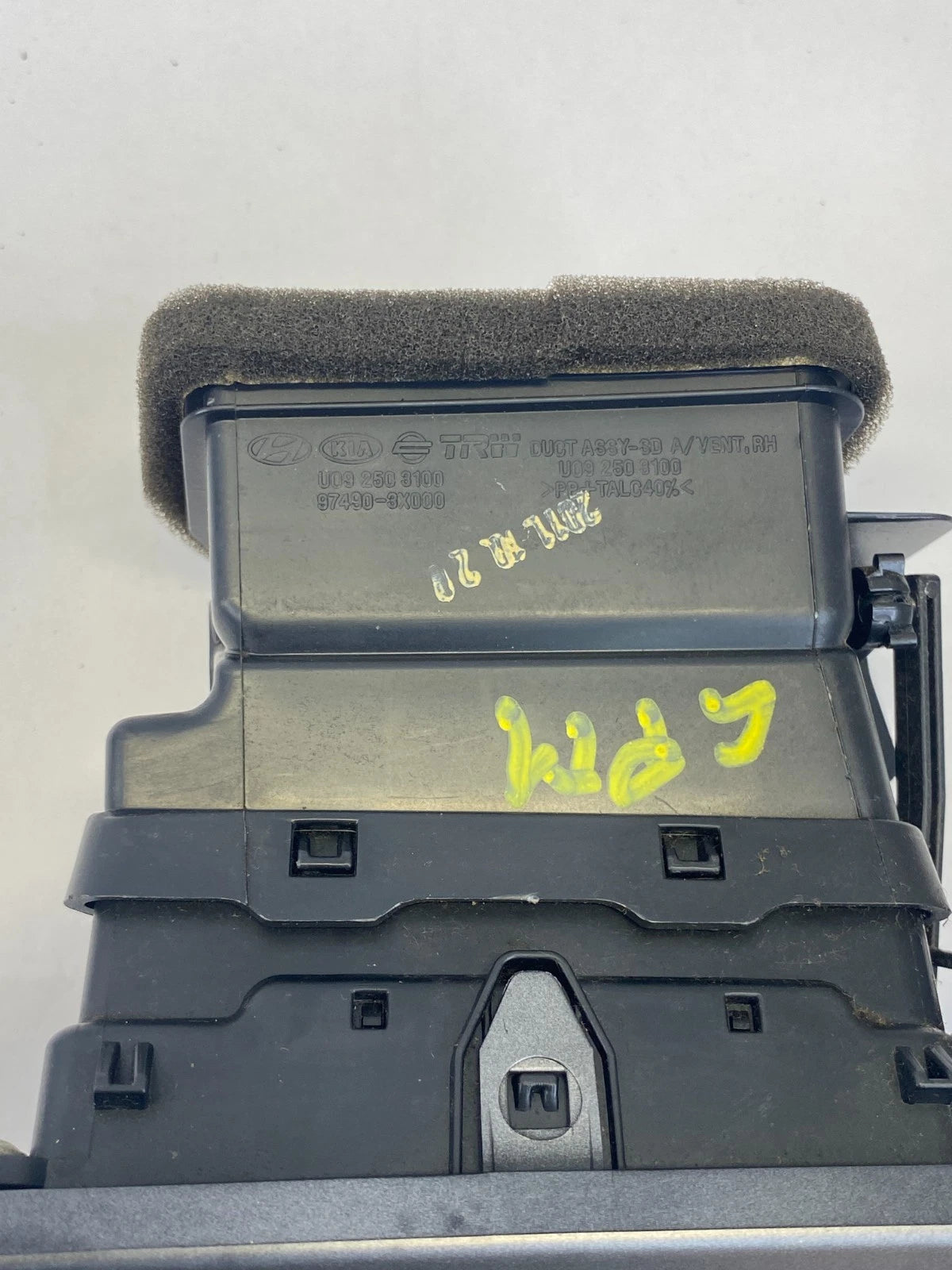 11-13 HYUNDAI ELANTRA FRONT RIGHT PASSENSER SIDE DASH AC AIR VENT OEM 974903X000
