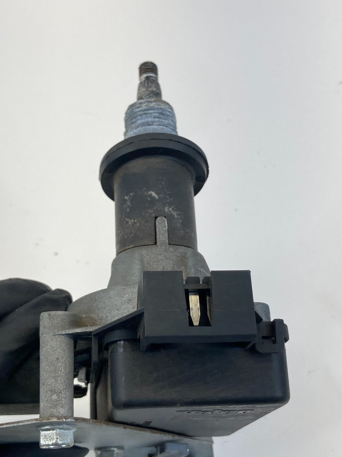 2002-2009 Chevrolet Trailblazer Rear Liftgate Window Wiper Motor Assy OEM