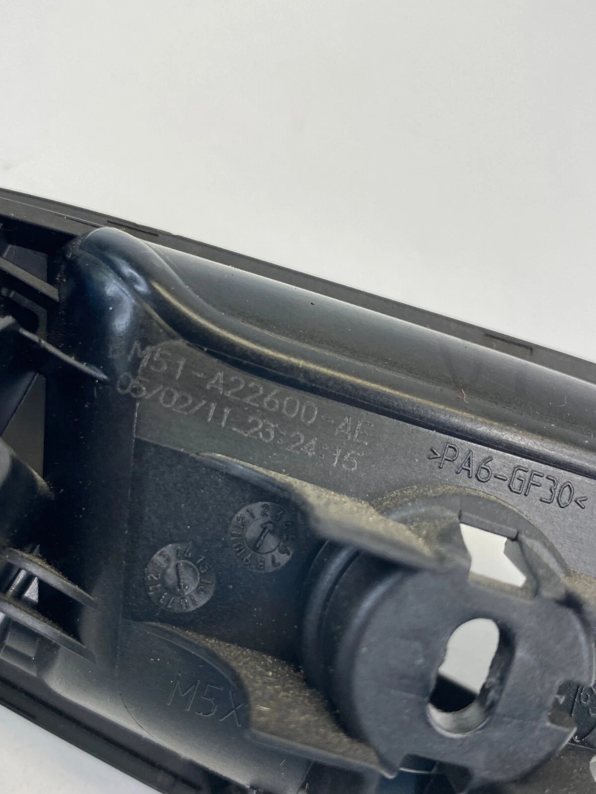 2012-2018 FORD FOCUS REAR RIGHT SIDE DOOR INTERIOR DOOR HANDLE BM51A22600 OEM
