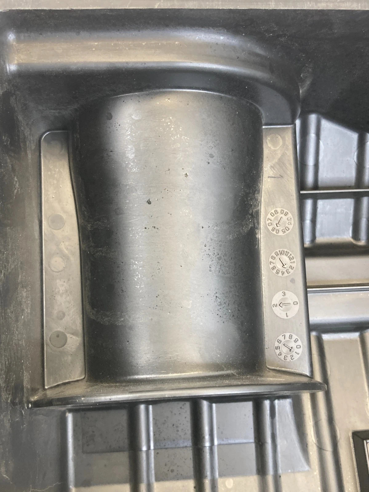 2006-2007 Honda Civic Air Intake Cleaner Upper w/Mass Air Flow Sensor AFH70M-41C