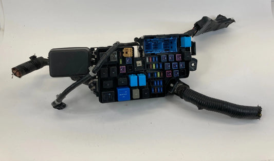 2011-2013 MAZDA 3 2.0 AT UNDER HOOD ENGINE FUSE BOX POWER DISTRIBUTION K2441 OEM
