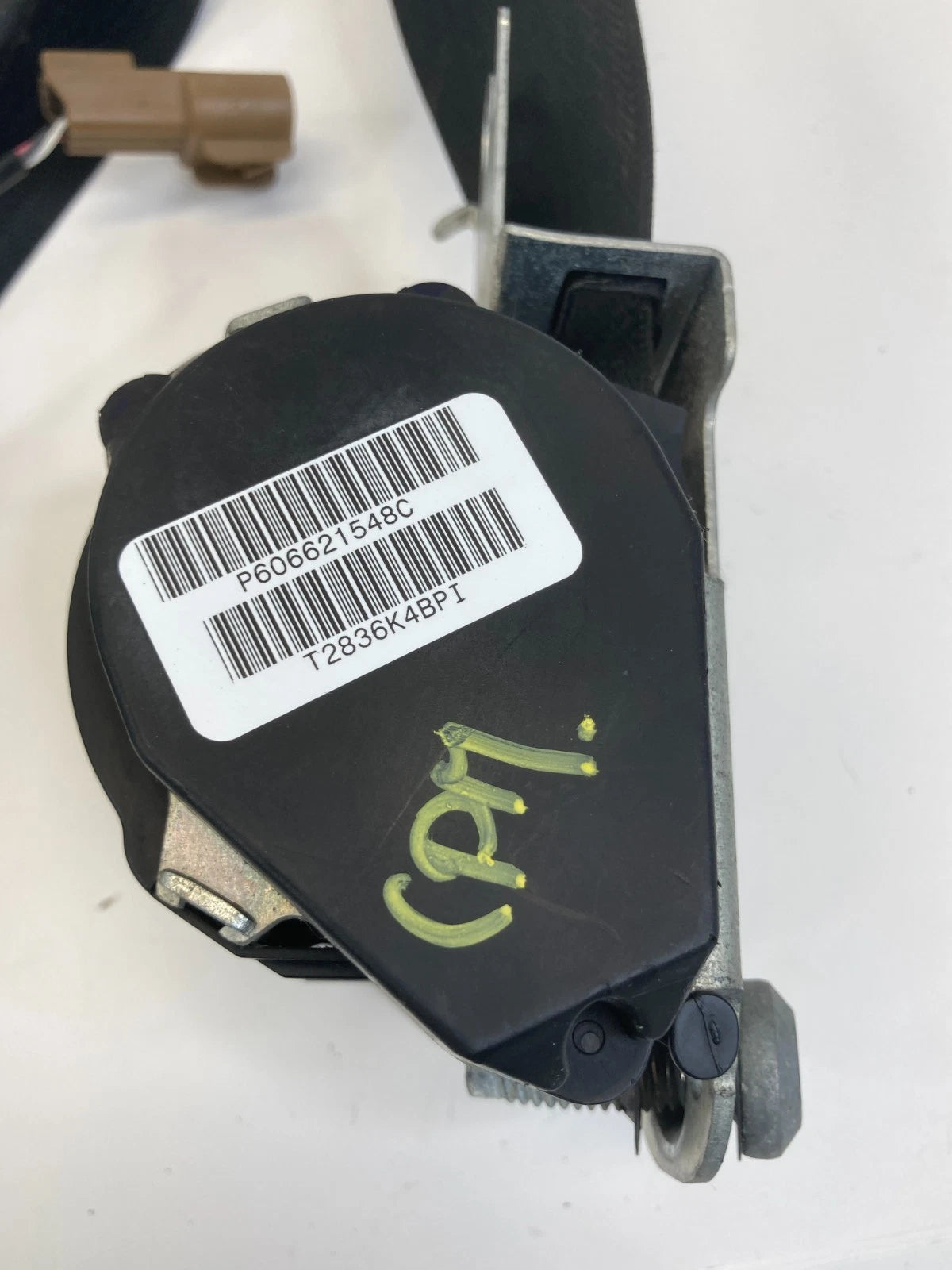 2005-2007 MERCURY MARINER FRONT RIGHT SIDE SEAT BELT RETRACTOR P606621548C OEM