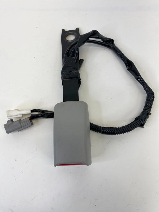 04-09 LEXUS RX330 RX350 FRONT RIGHT SIDE SEAT BELT BUCKLE ASSY GRAY E067902 OEM