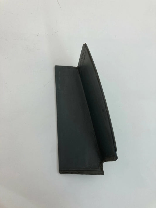 2006 2007 HYUNDAI SONATA REAR LEFT DRIVER SIDE TAIL LIGHT COVER TRIM PANEL