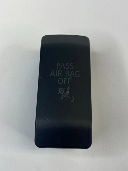 2006-2010 BMW 550I SEDAN PASSENGER OFF INDICATOR CONTROL SWITCH BUTTON 697778801
