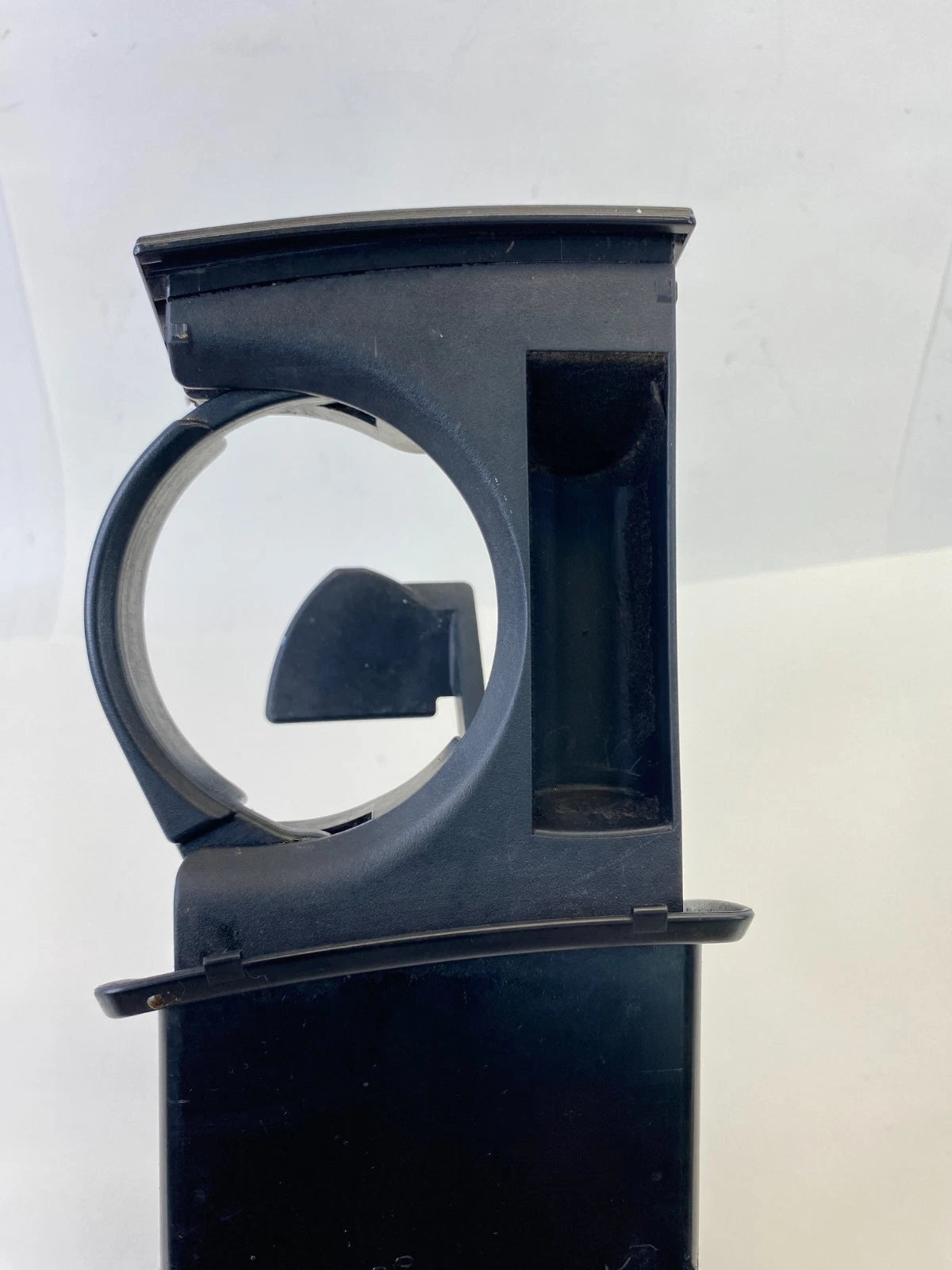 2004-2010 TOYOTA SIENNA CENTER CONSOLE DASH CUP HOLDER BEZEL TRIM 55620AE010 OEM