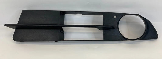 2004-2007 BMW 530I 525I FRONT LEFT SIDE FOG LIGHT LAMP COVER TRIM 5111-7049243