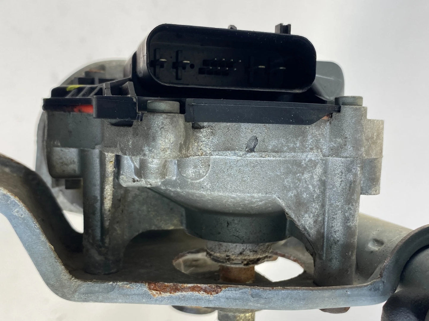 2008-2012 FORD ESCAPE FRONT WINDSHIELD WIPER MOTOR W/LINKAGE 8L84-17500-AC OEM
