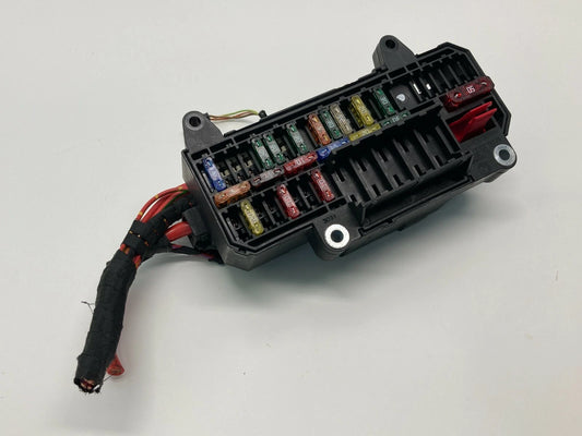 2002-2005 BMW 745I TRUNK RIGHT FUSE RELAY POWER DISTRIBUTION BOX 61136900583 OEM