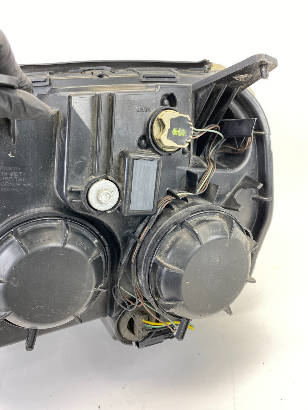 10-15 GMC Terrain Front Right Passenger Headlight Light Headlamp Lamp Halogen