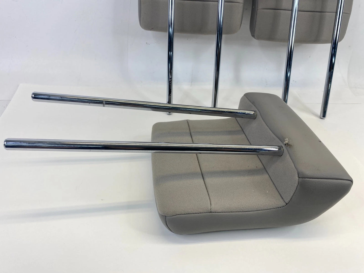 11 12 13 14 15 16 17 Nissan Quest Third Row Seat Head Rest Headrests Set OEM