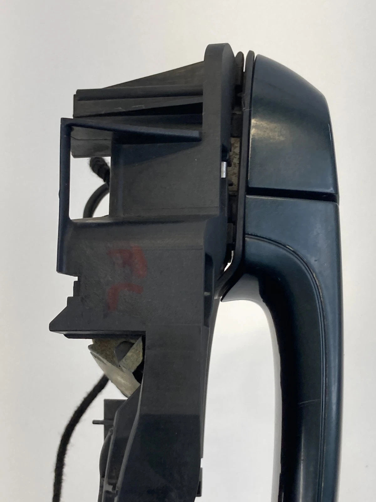 2007 2008 BMW 328XI SEDAN REAR LEFT SIDE EXTERIOR DOOR HANDLE W/ LIGHT WIRE OEM