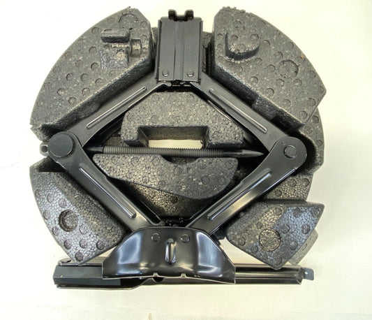 2013-2019 FORD ESCAPE SPARE TIRE SCISSOR JACK ASSY W/ FOAM TRAY CJC-17080AB OEM