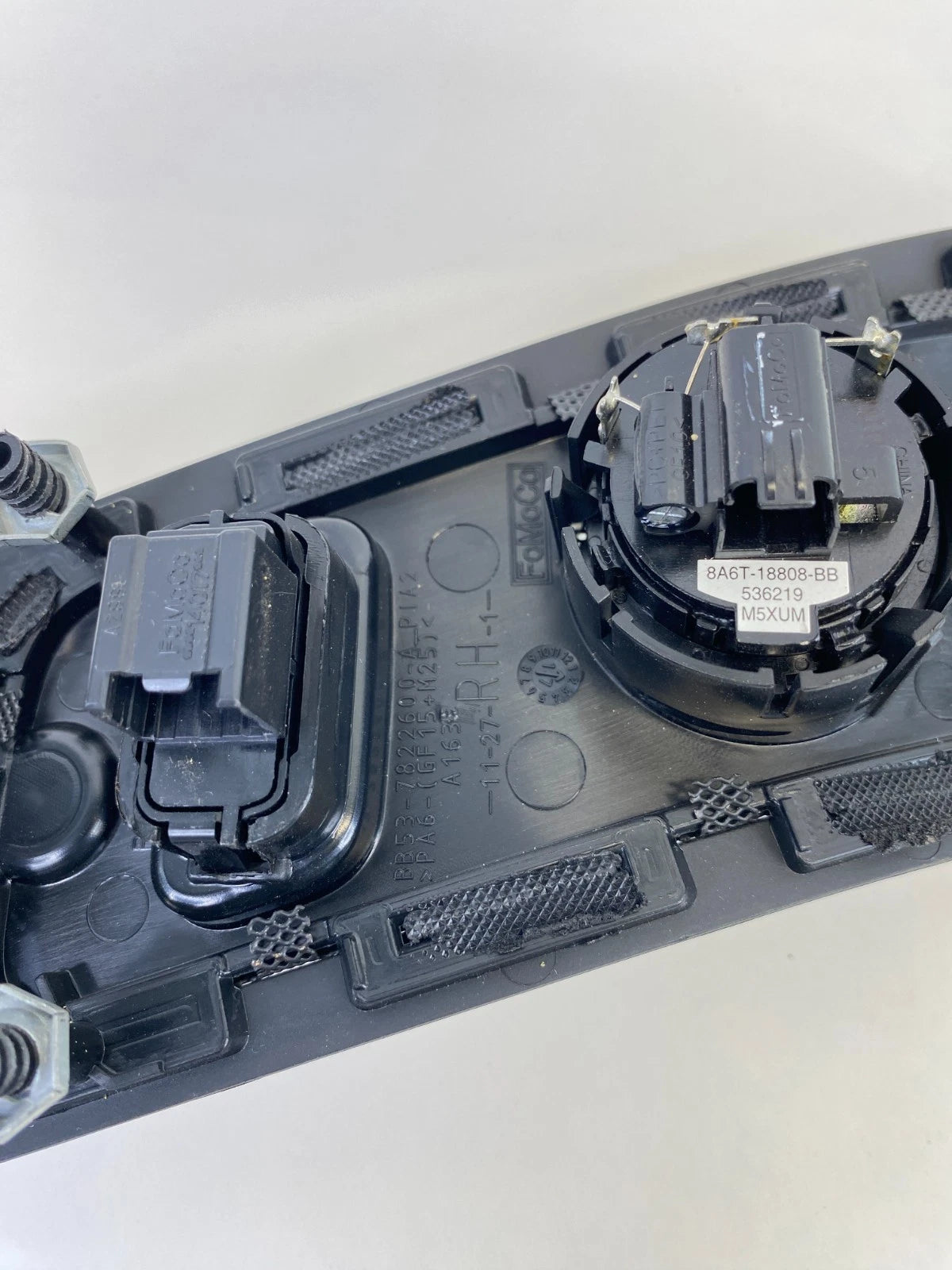 2016-2019 FORD POLICE INTERCEPTOR UTILITY FRONT RIGHT INSIDE DOOR HANDLE OEM