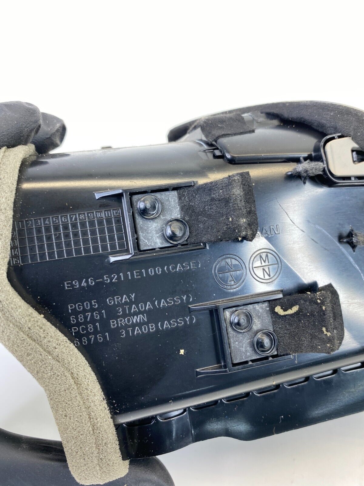 13-15 Nissan Altima Dash Left A/C AC Air Vent Grille Outer Outlet E946-5211E100