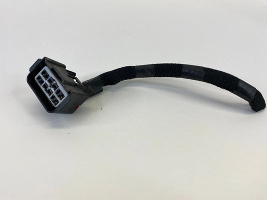 2000-2004 VOLVO S40 FRONT LEFT OR RIGHT HEADLIGHT WIRE HARNESS CONNECTOR PLUG