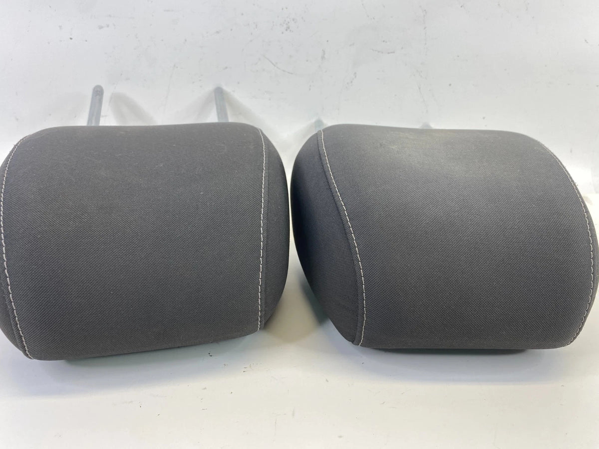 2013-2019 FORD ESCAPE 2013-2018 C-MAX FRONT SEAT HEADREST PAIR BLACK CLOTH OEM