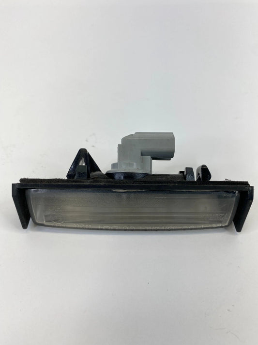 2002-2011 TOYOTA CAMRY REAR TRUNK LID LICENSE PLATE LIGHT LAMP ASSEMBLY OEM