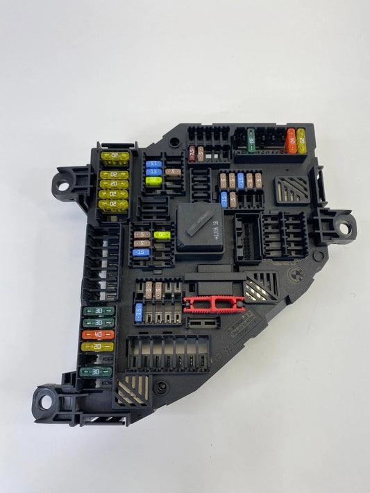 2011 2012 BMW X3 3.0L REAR RIGHT SIDE POWER DISTRIBUTION FUSE BOX 921085903 OEM