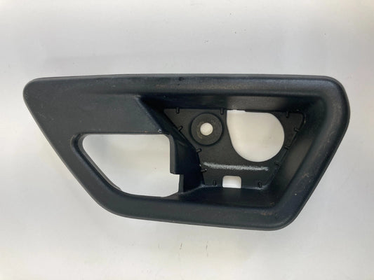 2009 2010 DODGE JOURNEY FRONT LEFT INTERIOR DOOR HANDLE BEZEL 100000257 OEM
