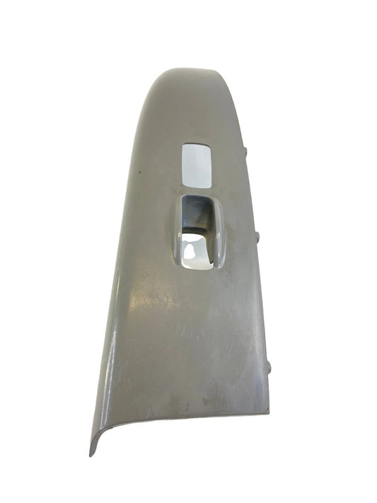 2006-2012 KIA SEDONA FRONT RIGHT SIDE DOOR WINDOW SWITCH BEZEL COVER 201003447