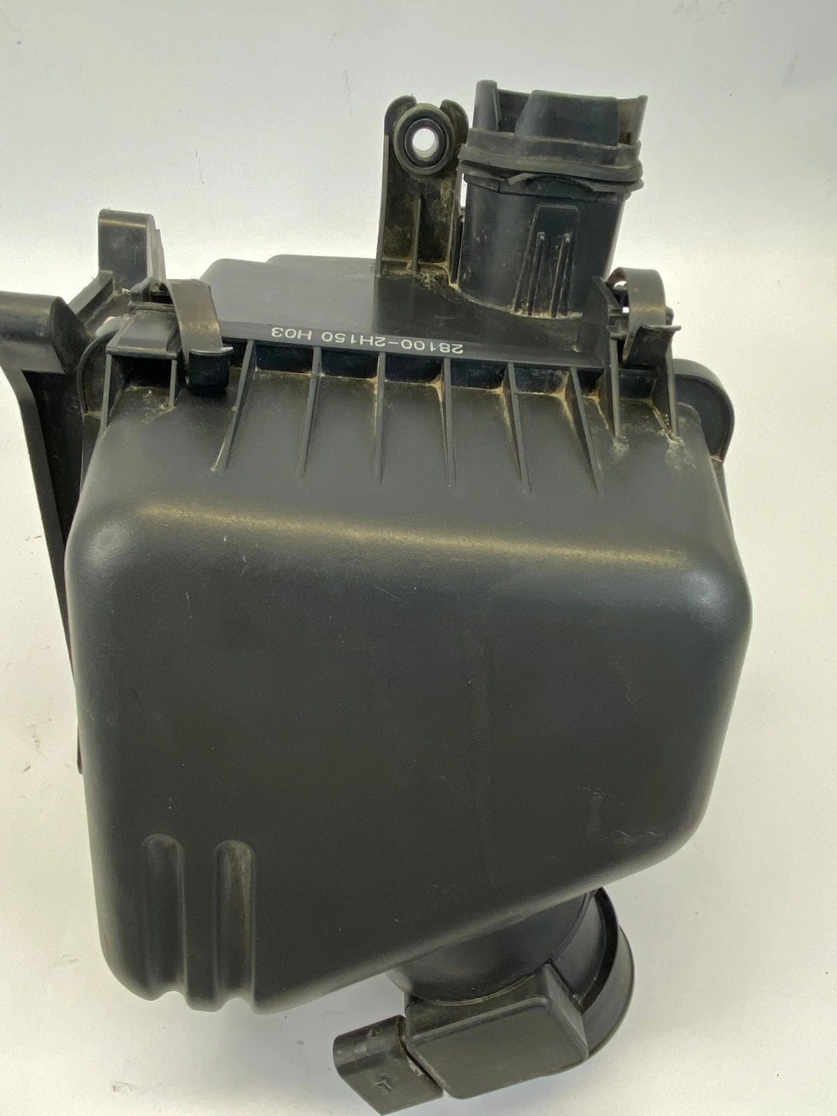 07-10 HYUNDAI ELANTRA 2.0L AIR CLEANER FILTER BOX HOUSING ASSEMBLY 28100-2H150