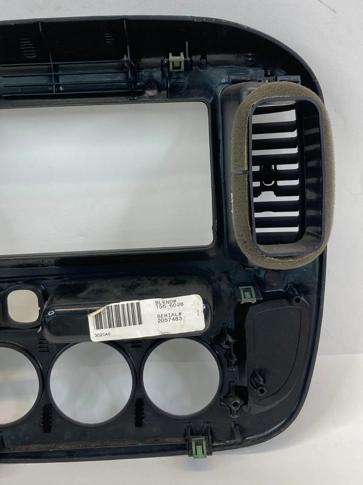 01-03 FORD ESCAPE DASH RADIO AC CLIMATE CONTROL BEZEL TRIM PANEL 2L847804302AK
