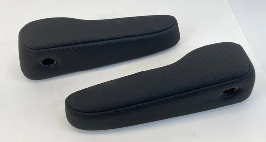 2009-2012 CHEVROLET TRAVERSE SECOND ROW ARMREST PAIR REAR LH RH SET OEM