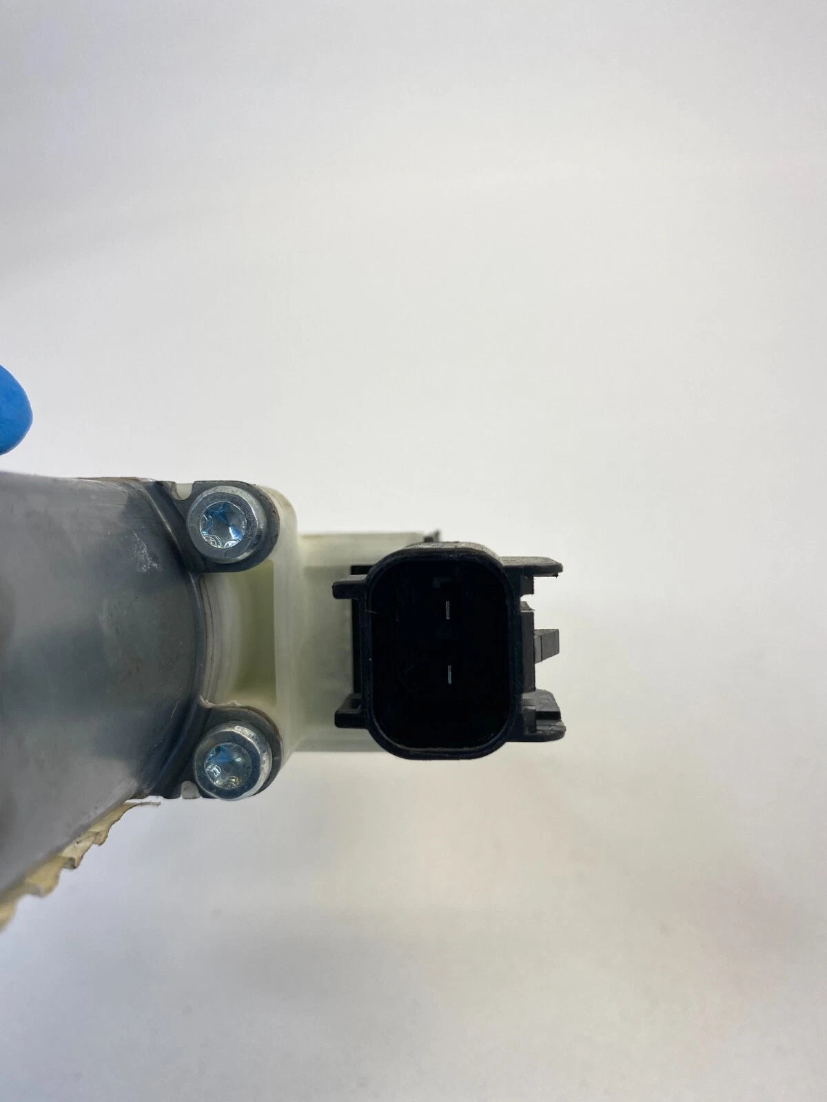 2012-2018 FORD FOCUS REAR LEFT SIDE DOOR WINDOW MOTOR CM51-A27001-AA 2 PINS