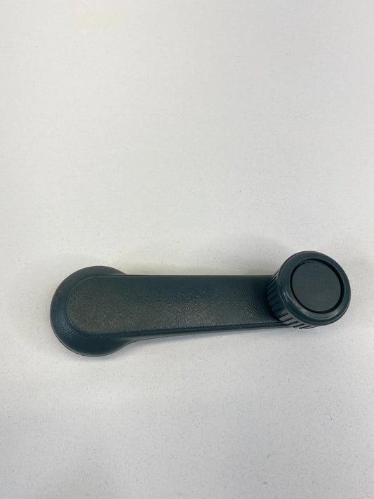 1997-2002 FORD ESCORT REAR RIGHT WINDOW CRANK HANDLE UNIT OEM F0C6-5823342-AAW