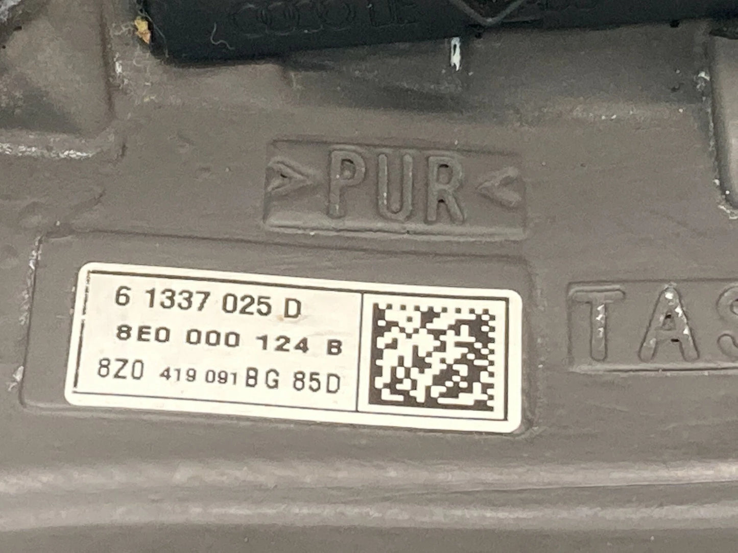 2002 2003 2004 02 03 04 AUDI A6 LEFT DRIVER SIDE STEERING WHEEL 8Z0419091BG OEM