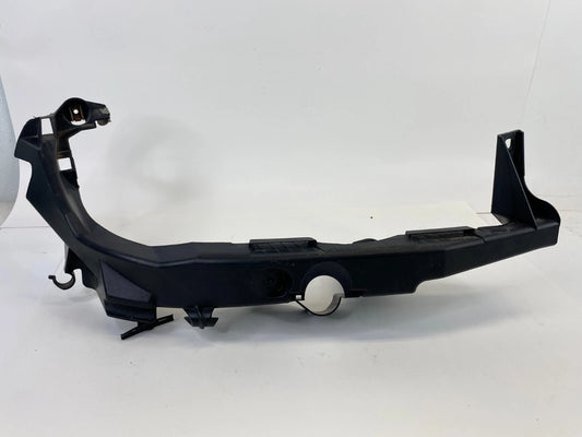 2006 BMW 330XI 330I FRONT RIGHT HEADLIGHT MOUNT BRACKET OEM FACTORY 51117116708