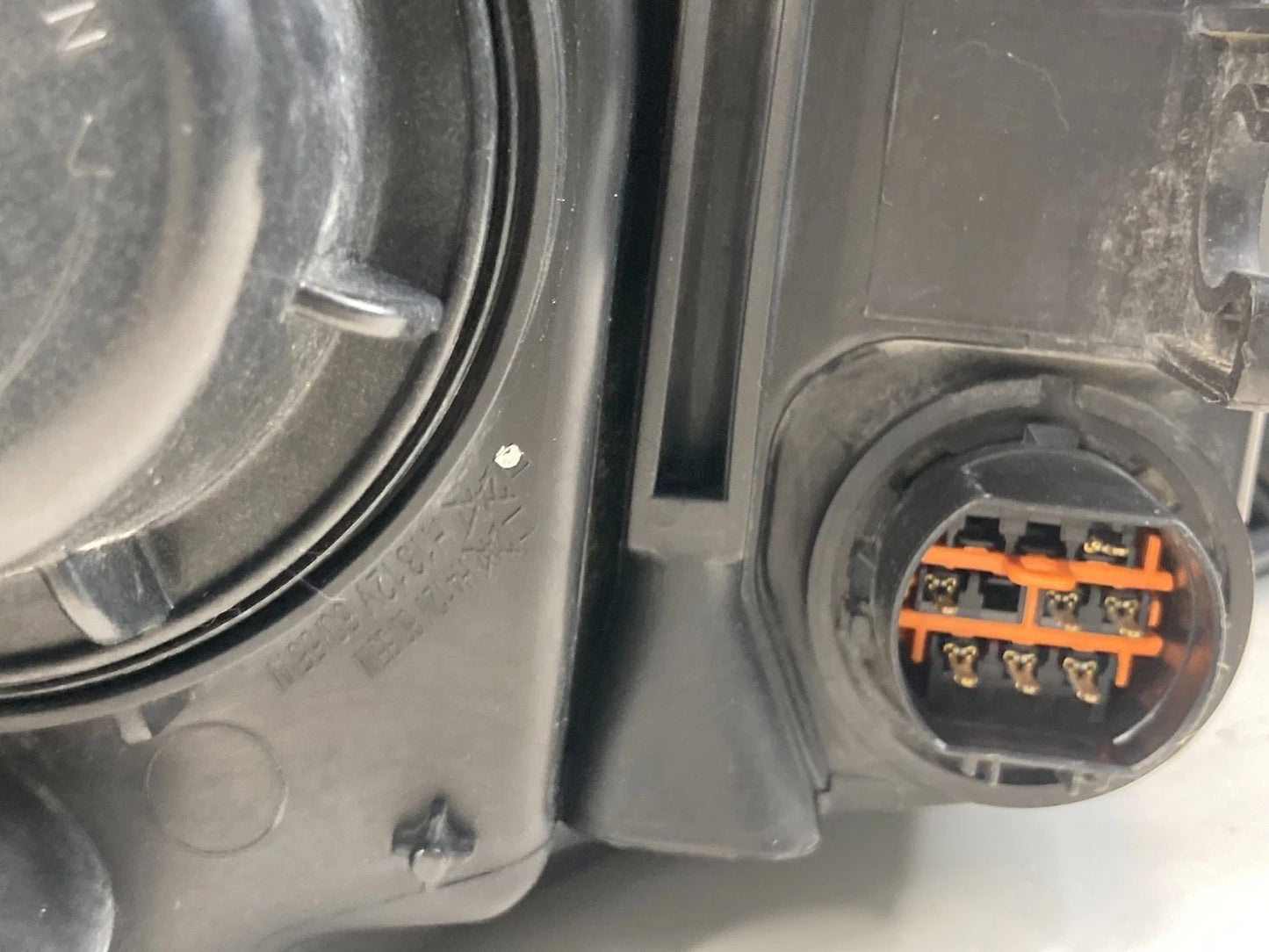 2014-2016 Kia Soul Front Right Side Headlight Headlamp Head Lamp Halogen