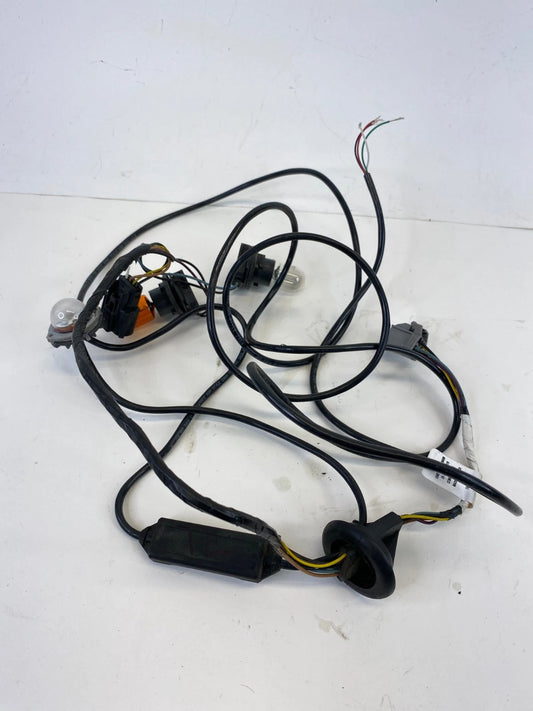2016-2019 FORD EXPLORER POLICE INTERCEPTOR UTILITY TAILLIGHT WIRE HARNESS SOCKET