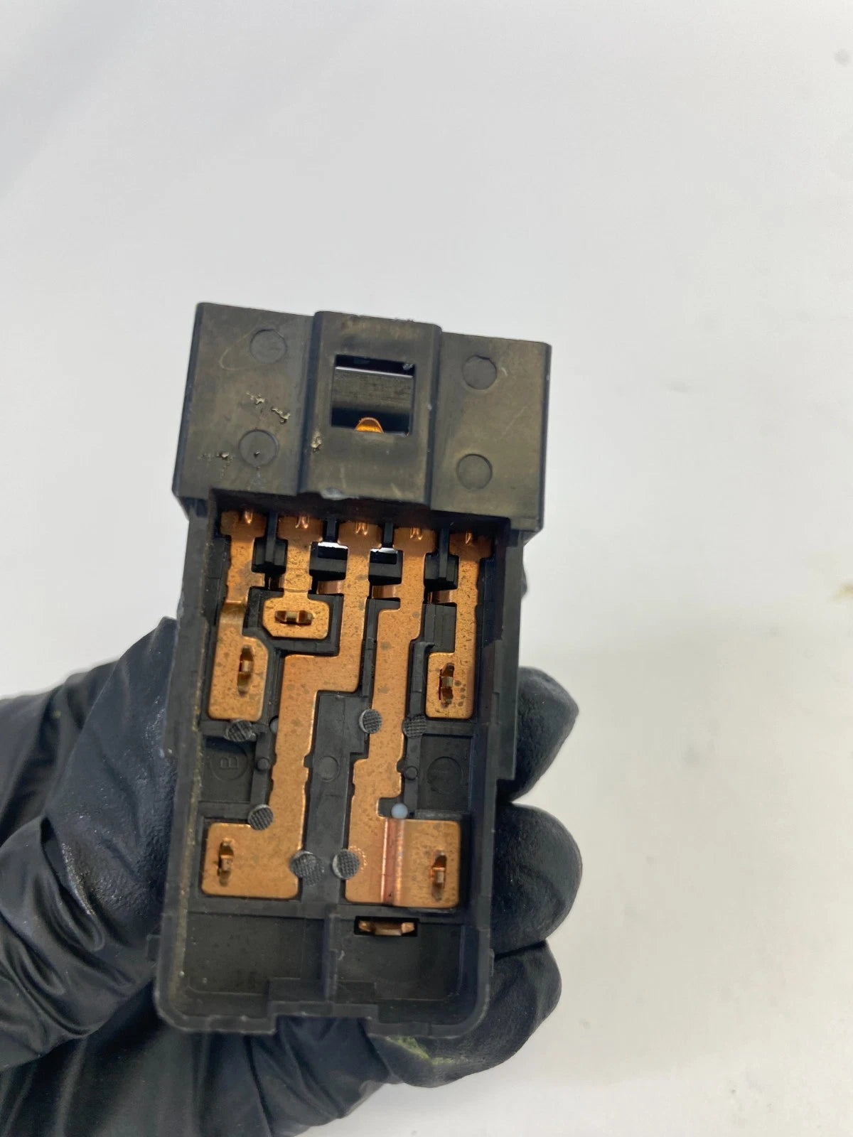 2010-2017 CHEVROLET EQUINOX FRONT SEAT POWER LUMBAR CONTROL SWITCH 10315826 OEM