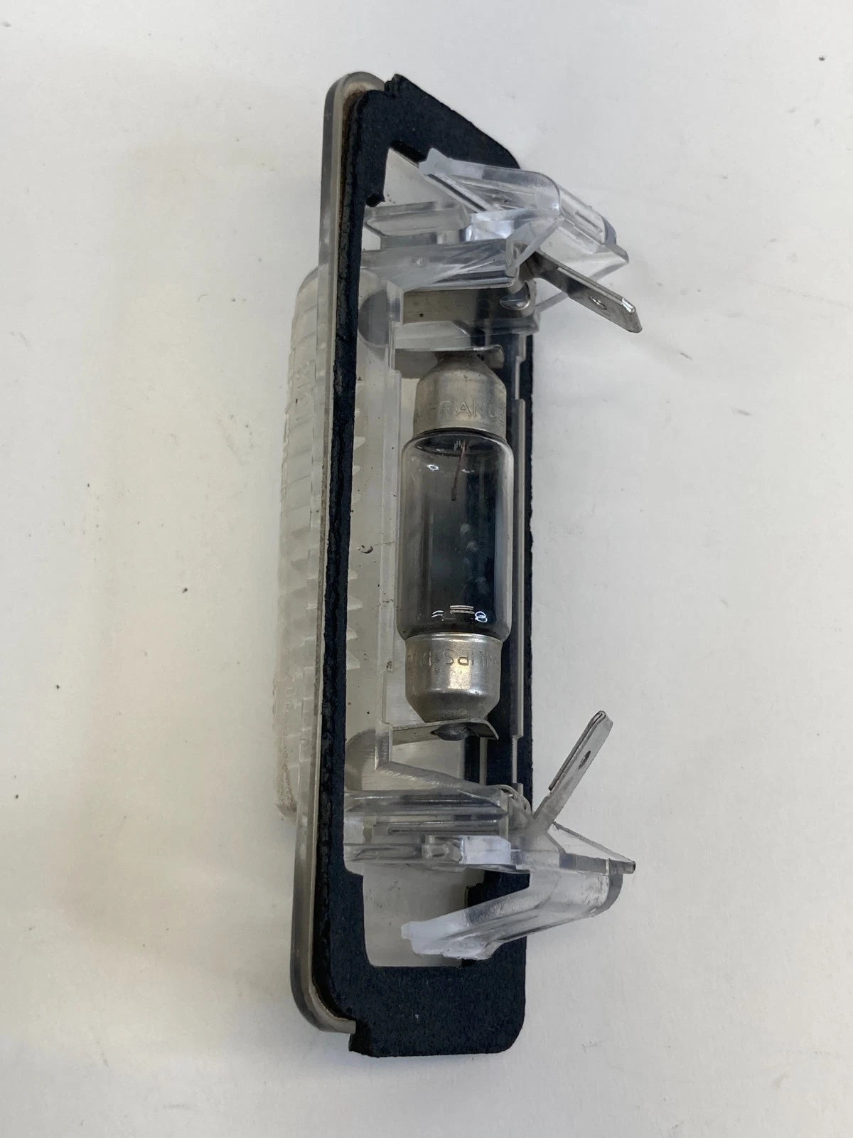 1998-2002 MERCEDES-BENZ E430 REAR TRUNK LICENSE PLATE LIGHT LAMP 2108200356 OEM