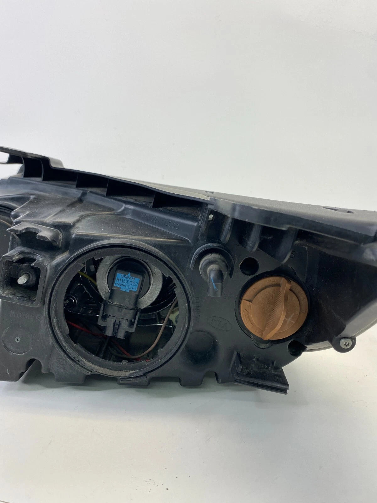 11 12 13 KIA SORENTO FRONT RIGHT PASSENGER HEADLIGHT HEADLAMP 92102-1U200 OEM