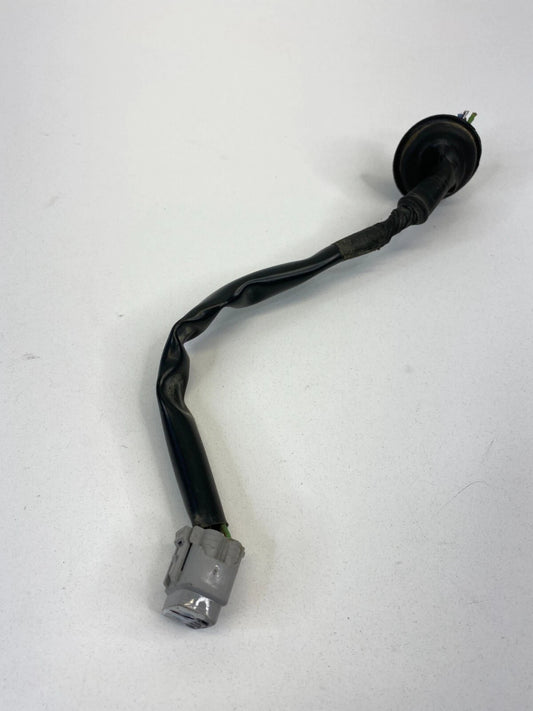 2006-2009 PONTIAC TORRENT REAR RIGHT TAIL LIGHT WIRE HARNESS CABLE CONNECTOR OEM