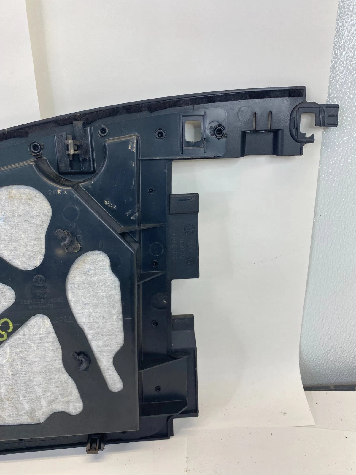 03-10 VW NEW BEETLE CONVERTIBLE RIGHT DASH SPEAKER TRIM PANEL OEM 1C0819402B