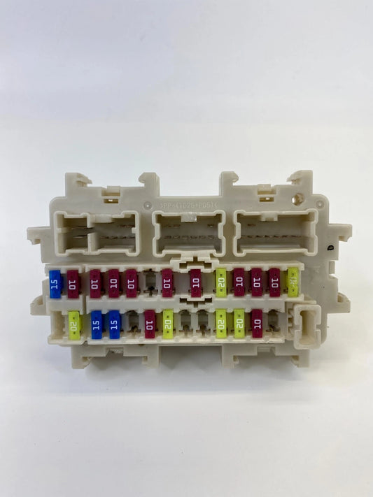 2010-2013 NISSAN ALTIMA 2.5L AT DASH INTERIOR CABIN JUNCTION FUSE RELAY BOX OEM